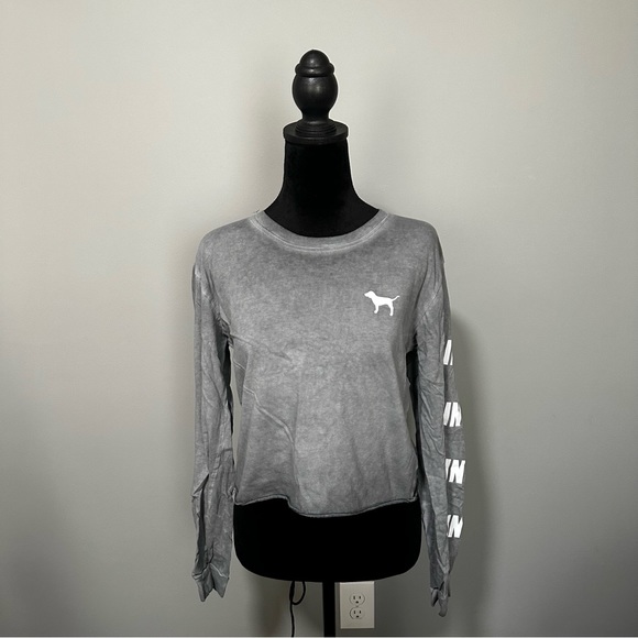 PINK Victorias Secret Gray Cropped Long Sleeve Tshirt - Picture 1 of 7
